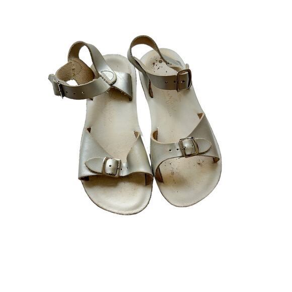 Saltwater Surfer Other - Saltwater Surfer White Leather Sandals - Girls Size 12